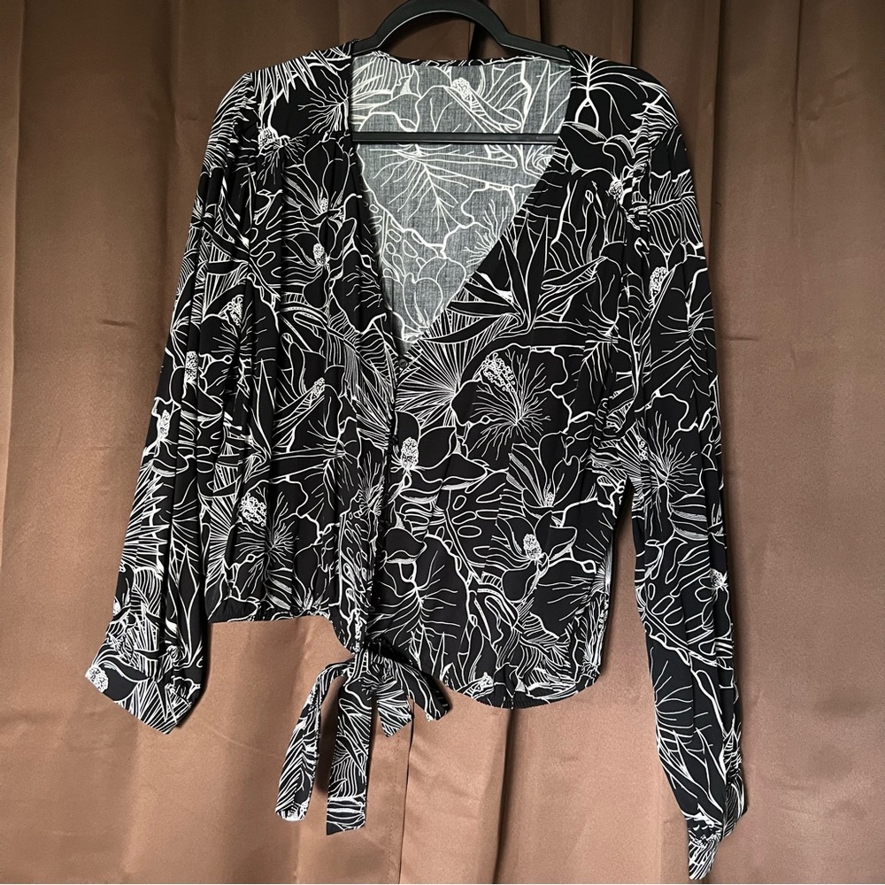 Hawaiis Finest Top